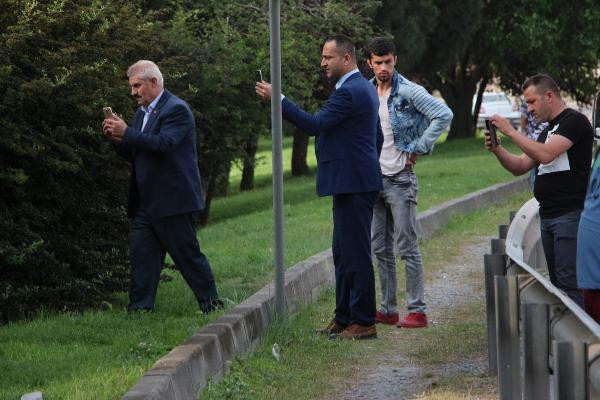 'Ceset merakı' trafiği kilitledi! Yer İstanbul olay intihar... - Resim: 3