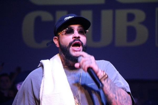 Böyle izdiham görülmedi! Ruslar önce coştu sonra çıldırdı - Resim: 2