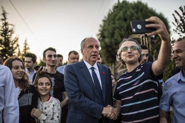 Muharrem İnce köyündeki bayramlaşma geleneğini anlattı - Resim: 2