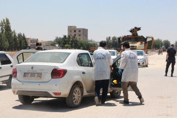 Suruç'ta 4 çuval oy pusulası ele geçirildi! Gözaltılar var - Resim: 3