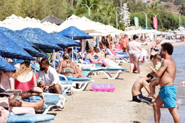 Bodrum kavruldu, sahiller doldu! - Resim: 4