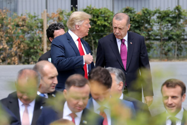 Trump, Erdoğan'la sohbet için Batılı liderleri başından savdı! - Resim: 3