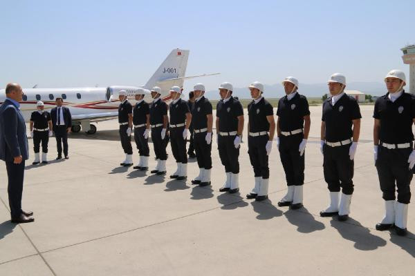 Soylu'dan PKK'lıların katlettiği bakkalın evine taziye ziyareti - Resim: 2