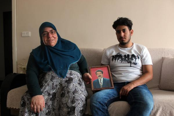 Tespih sanıp eline aldı hayatı karardı! İşte tüyleri diken diken eden sözler - Resim: 3