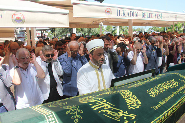 Şişko Nuri’nin cenazesinde büyük vefasızlık - Resim: 2