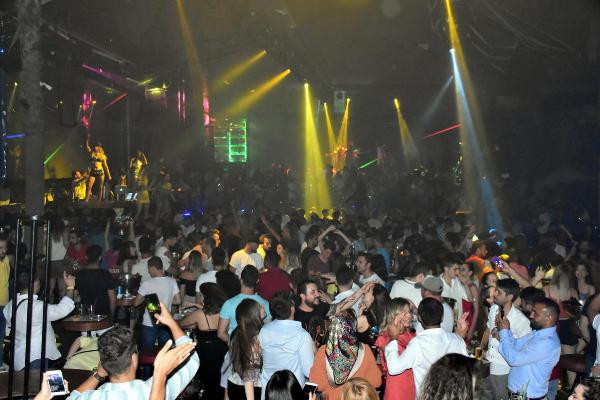 İşte Türkiye'nin çılgın sokağı! Ününü duyan buraya koştu - Resim: 3