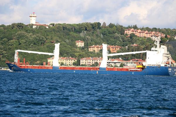 6 yıl sonra bir ilk: Boğazdan böyle geçti! - Resim: 2