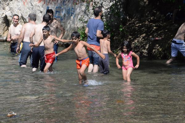 Terörün gölgesi kalktı Birkleyn Mağaraları doldu taştı - Resim: 2