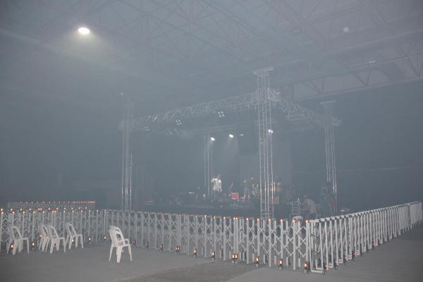 Ünlü şarkıcıya büyük şok! Kebap dumanı konseri iptal ettirdi - Resim: 3