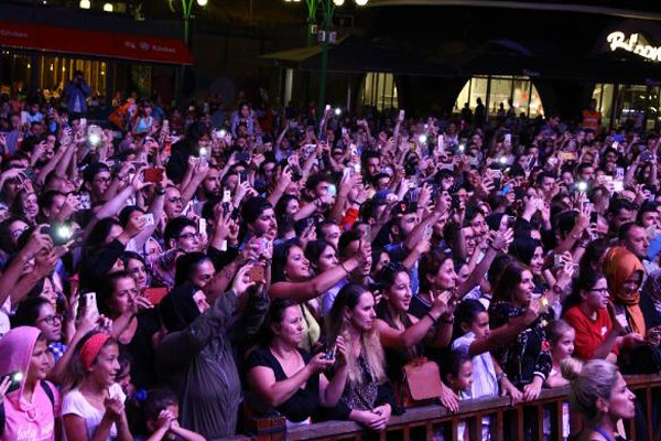 İrem Derici: Bir troll olarak dünyaya geldim - Resim: 2