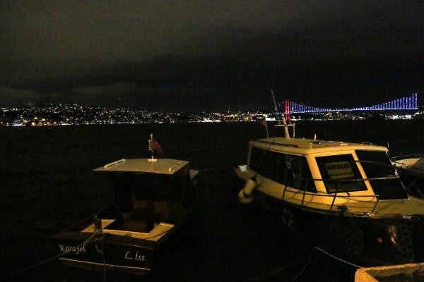 İstanbul Boğazı gemi trafiğine kapatıldı! - Resim: 2