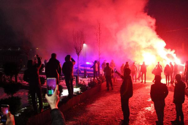 Bolu'da Galatasaray'a coşkulu karşılama - Resim: 3