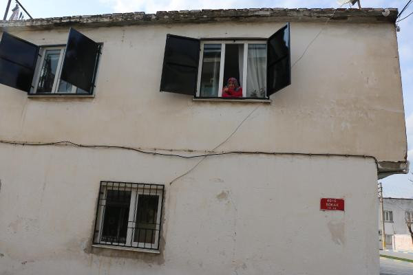 7 aydır taşlı saldırı kabusuyla yaşıyorlar! - Resim: 2