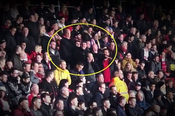 Emiliano Sala adına yapılan saygı duruşunda terbiyesizlik! Gözaltına alındılar - Resim: 2