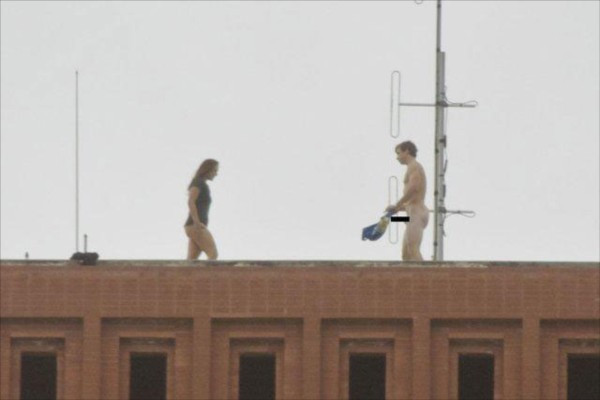 Üniversite çatısında seks yaptılar! - Resim: 4