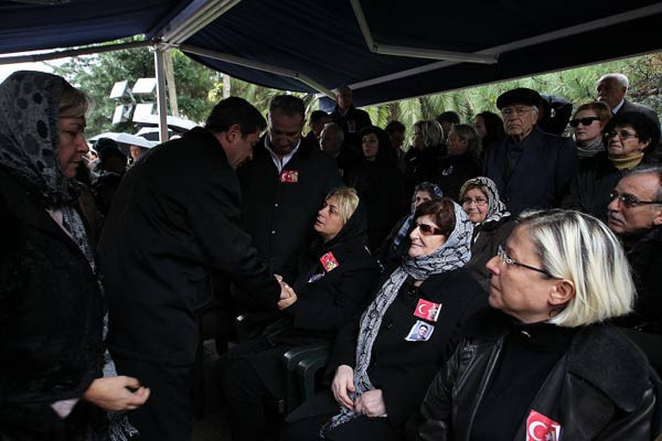 Esrarengiz MİT'çiye askeri tören! - Resim: 3