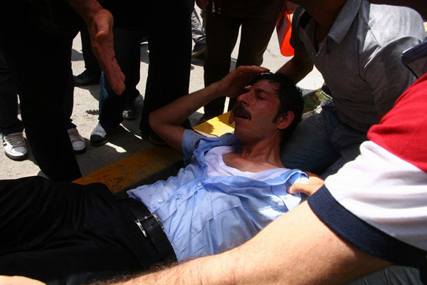 Memur eylemi savaş alanına döndü - Resim: 1