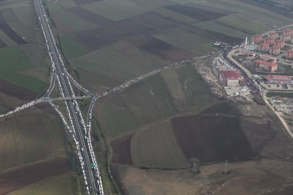 Silivri izdihamı havadan görüntülendi! - Resim: 1