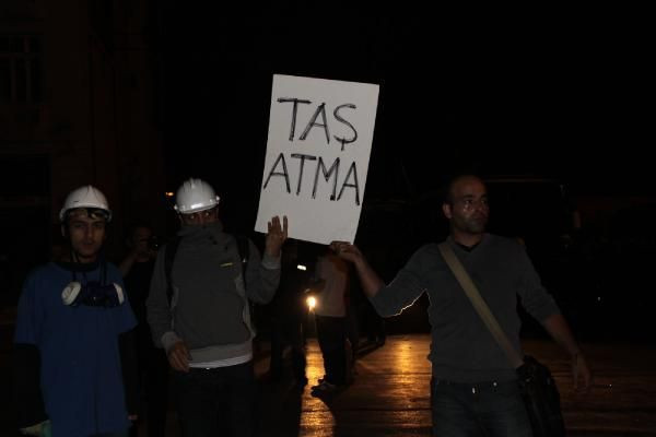 Polise için insan zinciri - Resim: 3