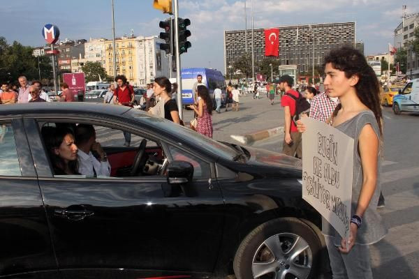 Anmaya tepki gösteren taksiciye dayak  - Resim: 2