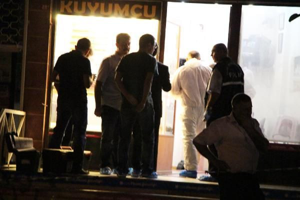 İstanbul'da kanlı baskın:2 ölü - Resim: 4