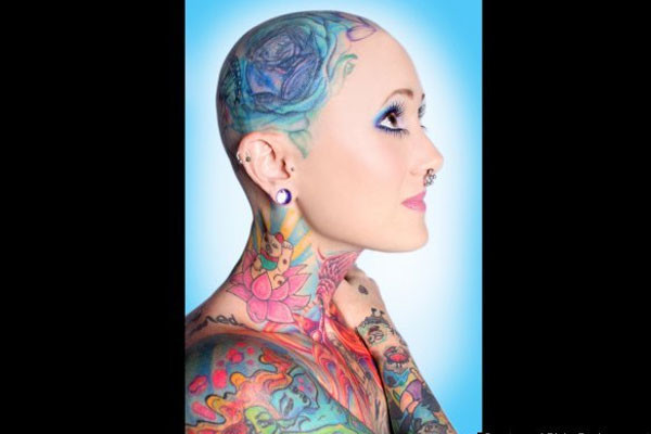 Bu insanlarda bir tuhaflık var! - Resim: 2