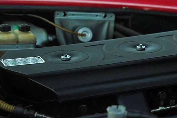 1967 model Ferrari uçuk fiyata satıldı - Resim: 3