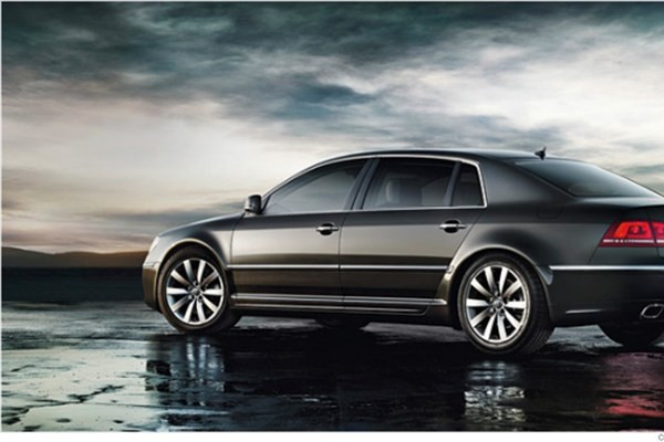 Otomobil dünyasının en lüksleri - Resim: 3