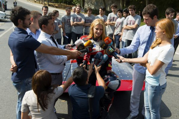 İşte güneş enerjili otomobil - Resim: 2