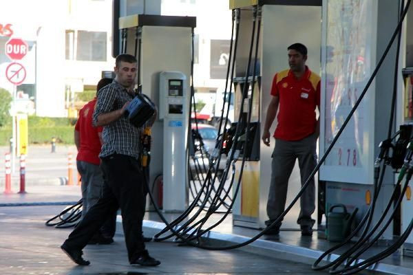 Polise kızıp bakın ne yaptı! - Resim: 4