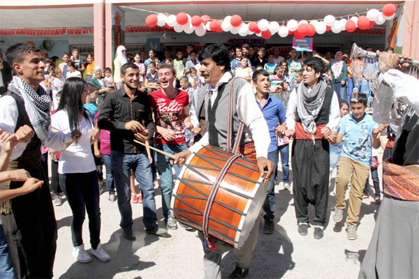Güneydoğu'da okul boykotuna katılım düşük - Resim: 2