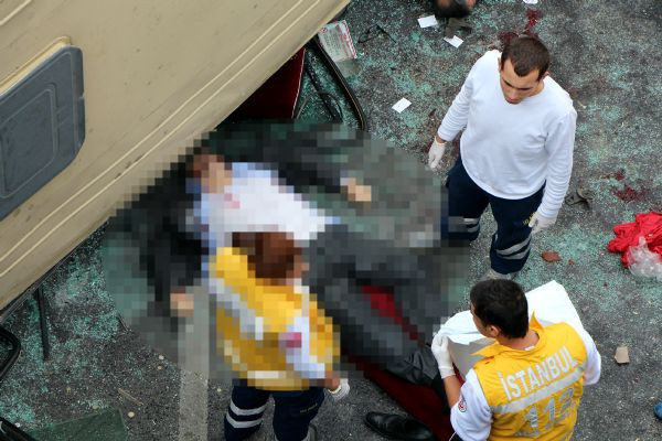 İstanbul'da feci kaza korkunç görüntüler - Resim: 2