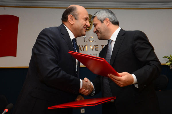 Bakanlıklarda devir teslim töreni - Resim: 2