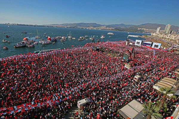 İzmirliler Kılıçdaroğlu'nu böyle karşıladı - Resim: 2