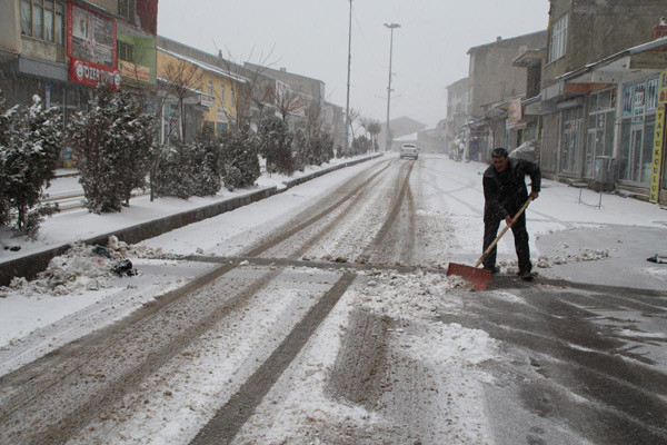 Doğu ve Karadeniz'deki seçmene kar sürprizi - Resim: 2