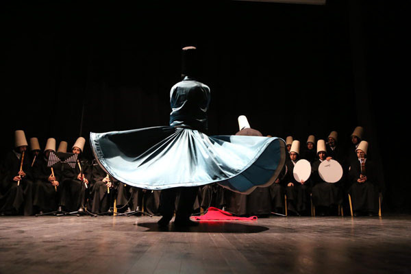 Kadın semazenlerden sema töreni - Resim: 3