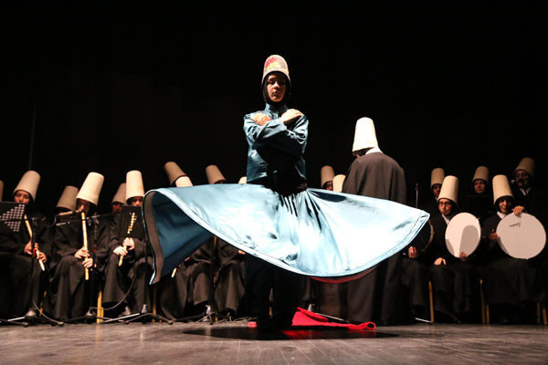 Kadın semazenlerden sema töreni - Resim: 4