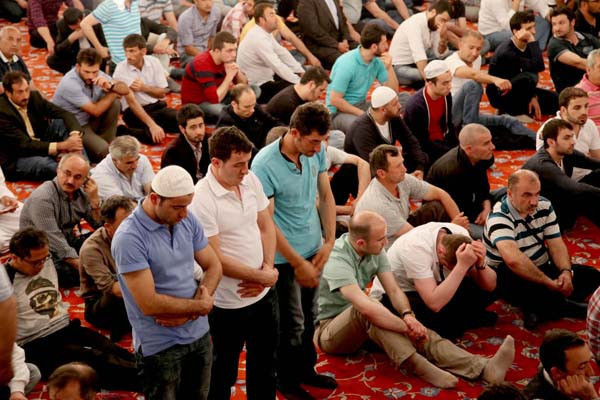 Miraç Kandili'nde camiler dolup taştı - Resim: 2