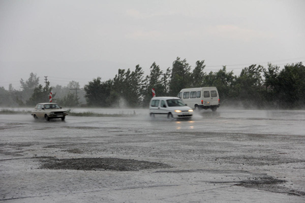 Çorum'da 30 dakika yağmur yağdı böyle oldu - Resim: 3