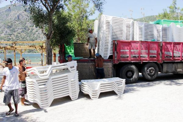 Fethiye'de plaj tahliyesi kriz yaratti - Resim: 2