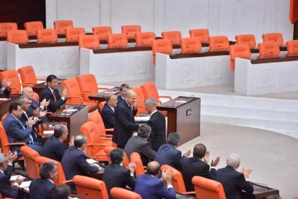 Engin Alan Genel Kurul'da yemin etti - Resim: 3