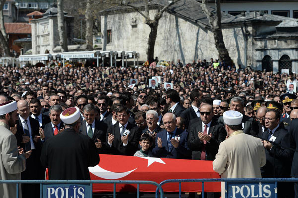 Şehit Savcı Mehmet Selim Kiraz'a veda - Resim: 3