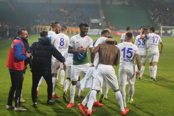 Böyle tesadüf görülmedi! Aynı dakika, aynı saniyede gol attılar - Resim: 2