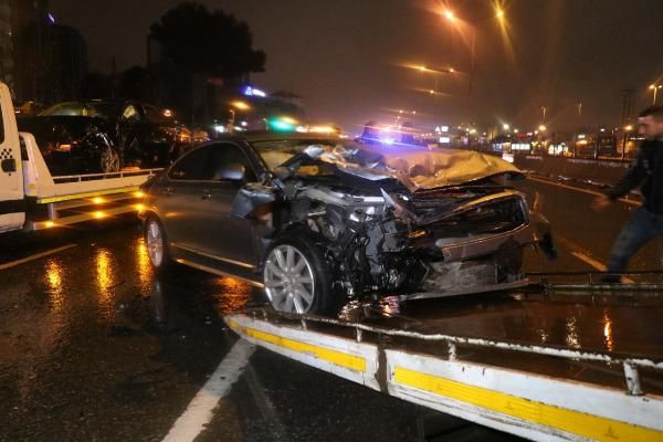 D100 Karayolu'nda zincirleme kaza: 1 ölü, 4 yaralı - Resim: 2