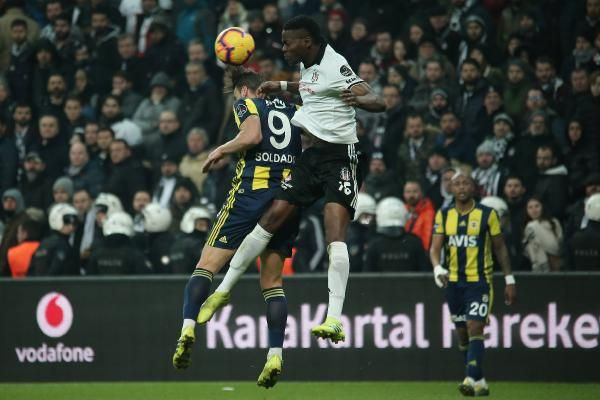 Derbi sonrası olay yorum: Karius çuvaldan hallice bir kaleci - Resim: 4