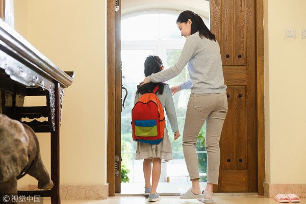 Karın ağrısıyla hastaneye kaldırıldı midesinden çıkanlar şoke etti - Resim: 4