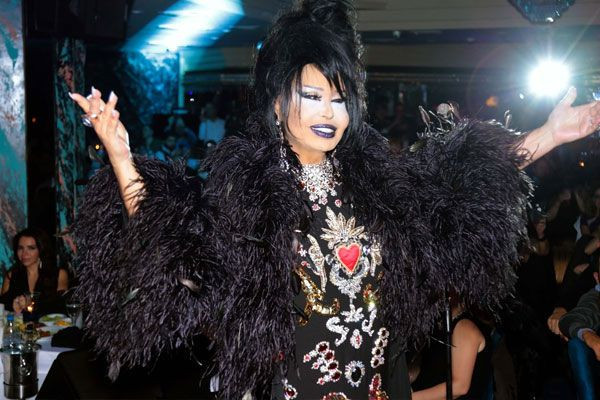 Bülent Ersoy kürkünü eleştirenlere ateş püskürdü! Köpekten mi haz duyuyorlar? - Resim: 4