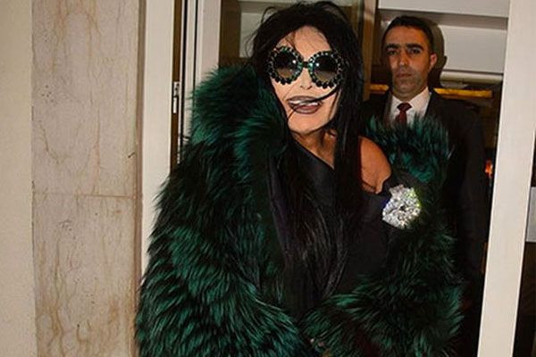 Bülent Ersoy kürkünü eleştirenlere ateş püskürdü! Köpekten mi haz duyuyorlar? - Resim: 2