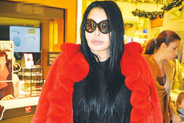 Bülent Ersoy kürkünü eleştirenlere ateş püskürdü! Köpekten mi haz duyuyorlar? - Resim: 3