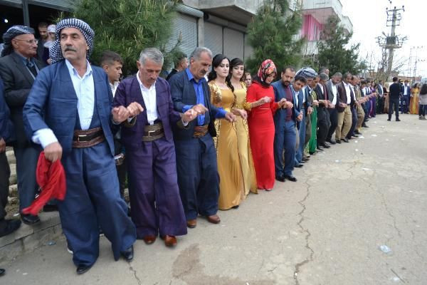 Batman'da hayat durdu! Aşiret düğününde servet toplandı - Resim: 4